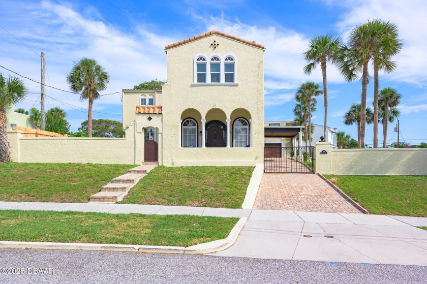 Do not miss your chance to own the Historic Rothschild Manor - Beach Home for sale in Daytona Beach, Florida on Beachhouse.com