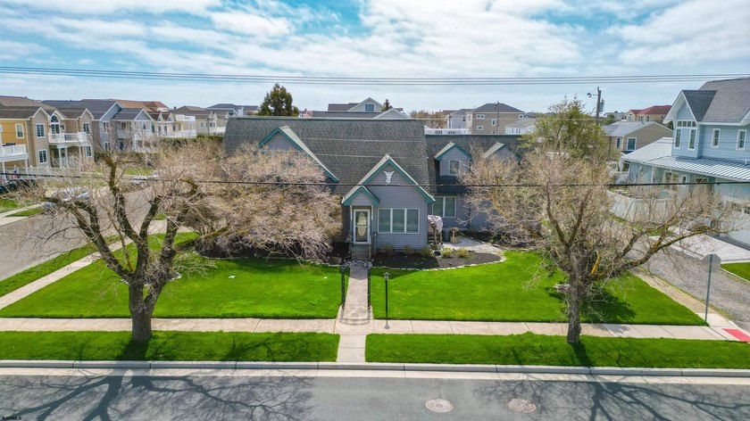 Welcome to 2100 W Brigantine Ave, located in the heart of - Beach Home for sale in Brigantine, New Jersey on Beachhouse.com