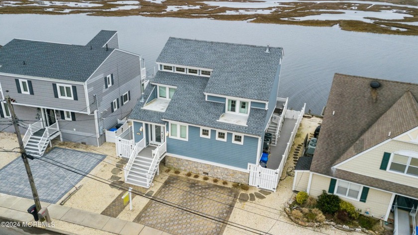 Welcome to your waterfront dream homeon Chadwick Island ! - Beach Home for sale in Lavallette, New Jersey on Beachhouse.com