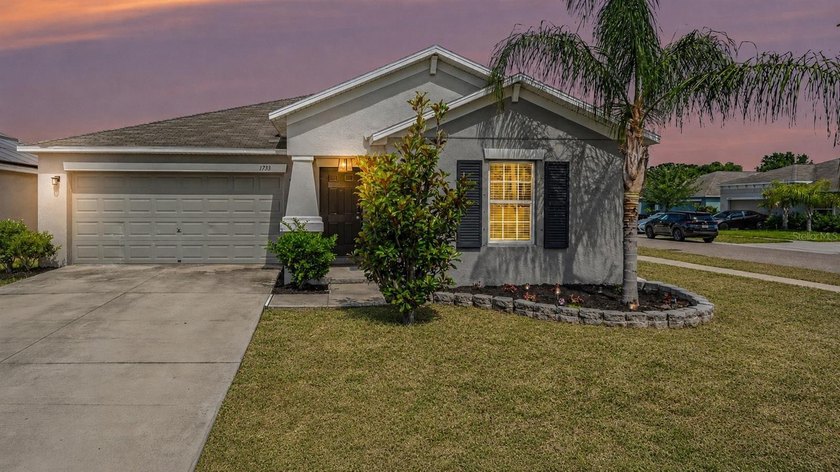 Under contract-accepting backup offers. Welcome to Hawks Landing - Beach Home for sale in Ruskin, Florida on Beachhouse.com