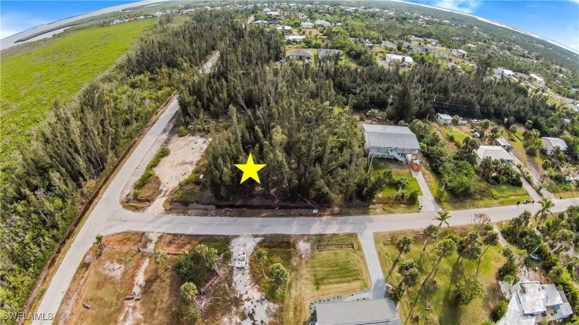 Discover the ultimate Florida island lifestyle with this vacant - Beach Lot for sale in St. James City, Florida on Beachhouse.com