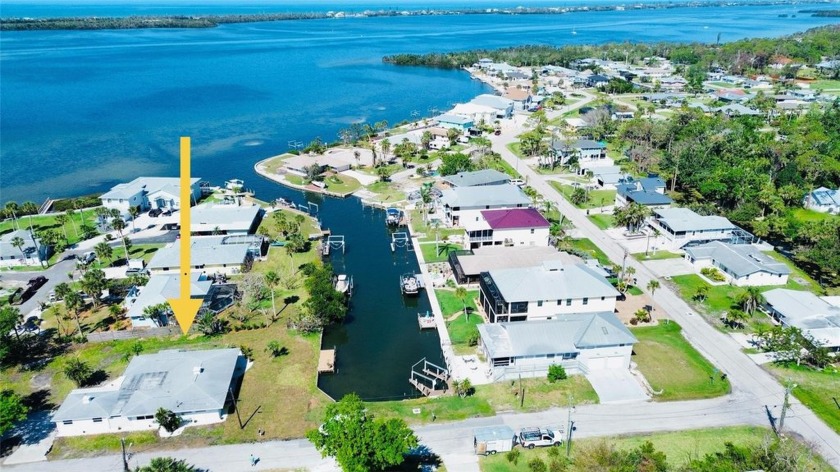 All life begins in and around the water and this home is not - Beach Home for sale in Englewood, Florida on Beachhouse.com