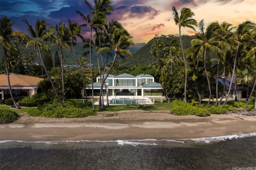 Immerse yourself in the tranquility of your own private - Beach Home for sale in Honolulu, Hawaii on Beachhouse.com