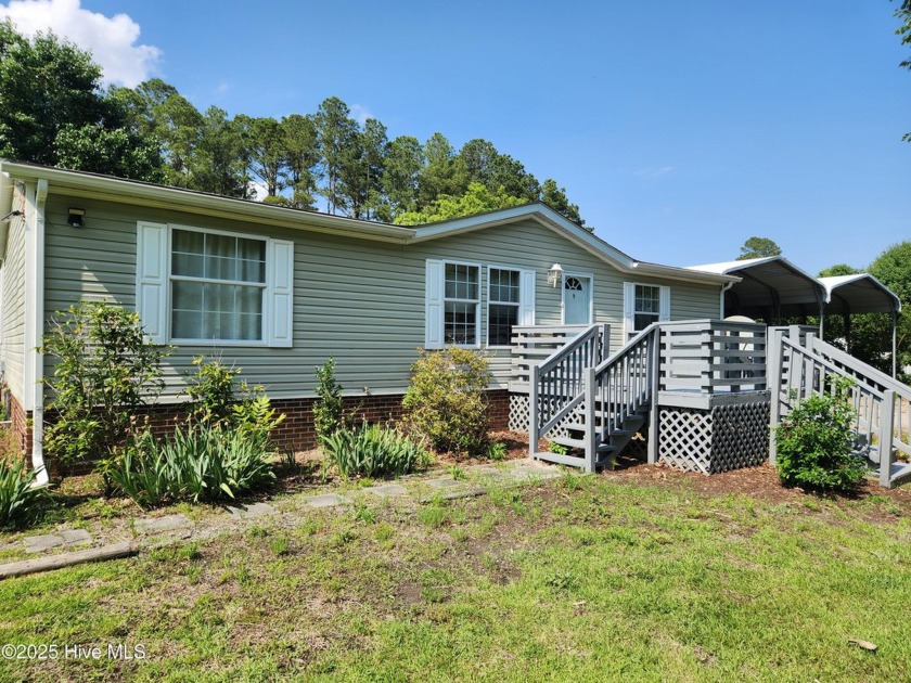 Canal front home for sale in Holiday Island!  This - Beach Home for sale in Hertford, North Carolina on Beachhouse.com