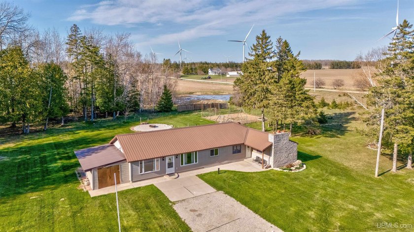 3 bedroom, 1 bath ranch home located on 2 wooded acres on - Beach Home for sale in Garden, Michigan on Beachhouse.com