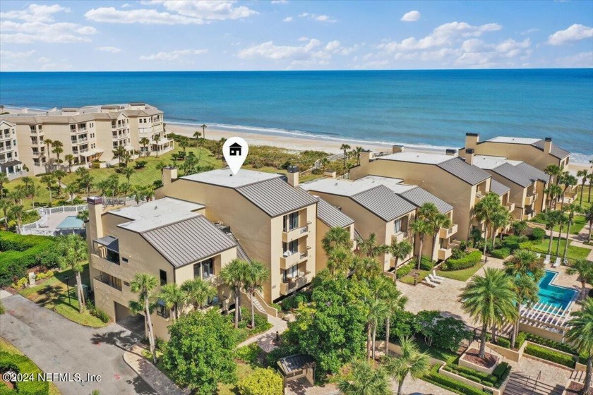 WOW! This beautifully remodeled 2 story condo with magnificent - Beach Condo for sale in Ponte Vedra Beach, Florida on Beachhouse.com