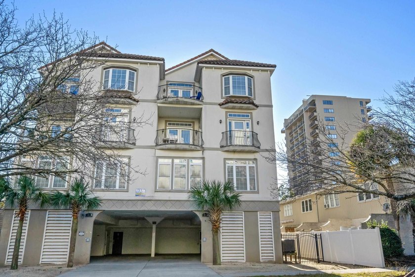 Welcome to 213 76th Avenue North, a beautiful property along the - Beach Townhome/Townhouse for sale in Myrtle Beach, South Carolina on Beachhouse.com
