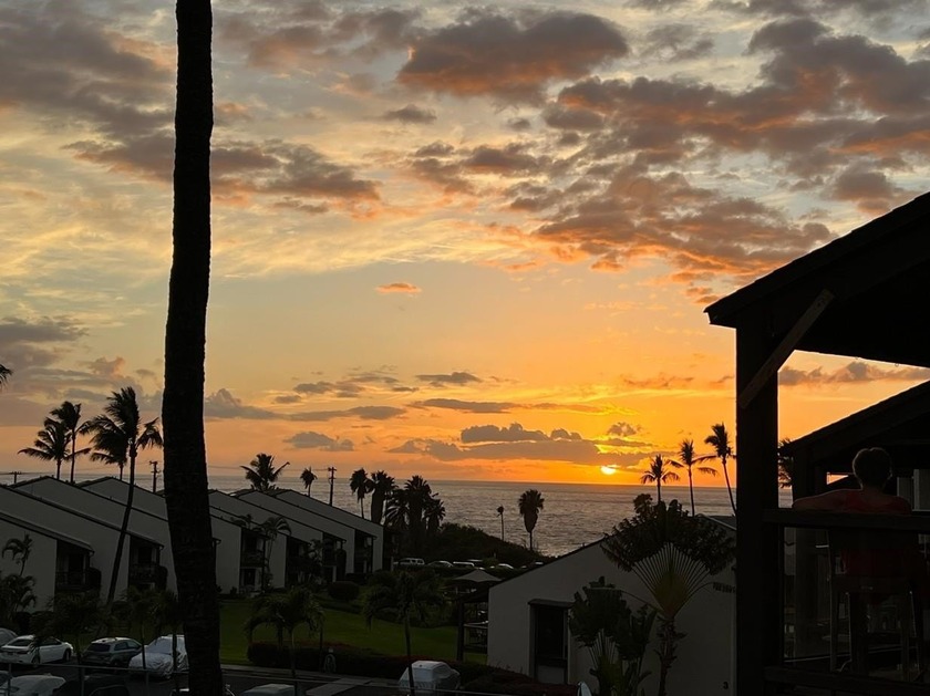 Rare 2 bedroom + grandfathered loft at Hale Kamaole. This 2 - Beach Condo for sale in Kihei, Hawaii on Beachhouse.com