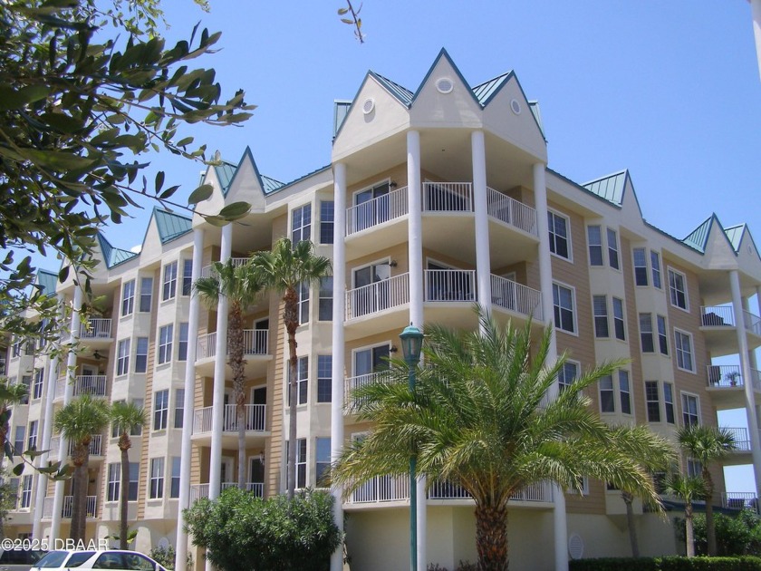 Top floor!  Unobstructed, southerly views of nature preserve and - Beach Condo for sale in Ponce Inlet, Florida on Beachhouse.com