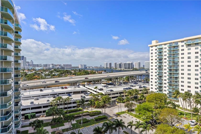 Enjoy life in Sunny Isles Beach from this bright 1 bed / 1 bath - Beach Condo for sale in Sunny Isles Beach, Florida on Beachhouse.com