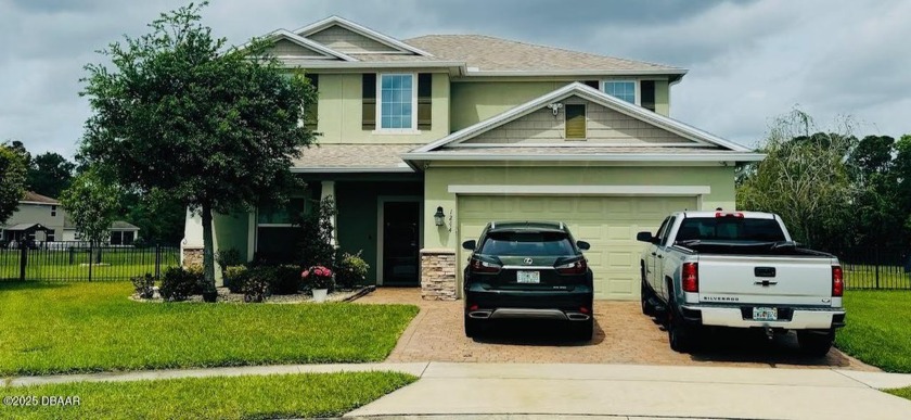 Waterfront 2-story home nestled on a Cul-De-Sac in the Oak Brook - Beach Home for sale in Port Orange, Florida on Beachhouse.com