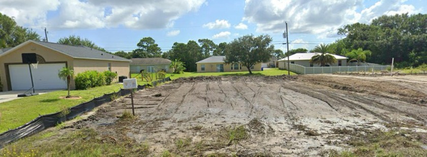 Ready to build your dream home? This lot is located in Vero Lake - Beach Lot for sale in Vero Beach, Florida on Beachhouse.com