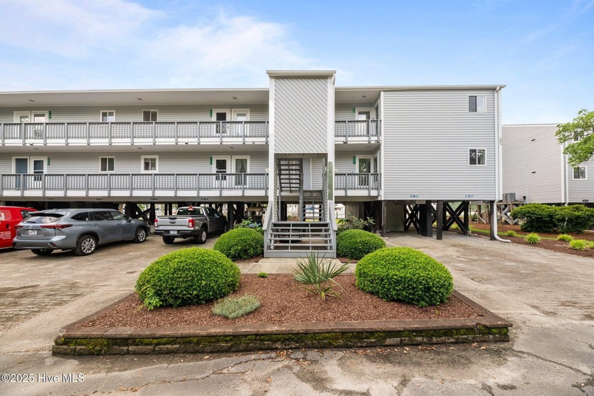 Escape to your own one-bedroom condo in a peaceful resort-style - Beach Condo for sale in New Bern, North Carolina on Beachhouse.com