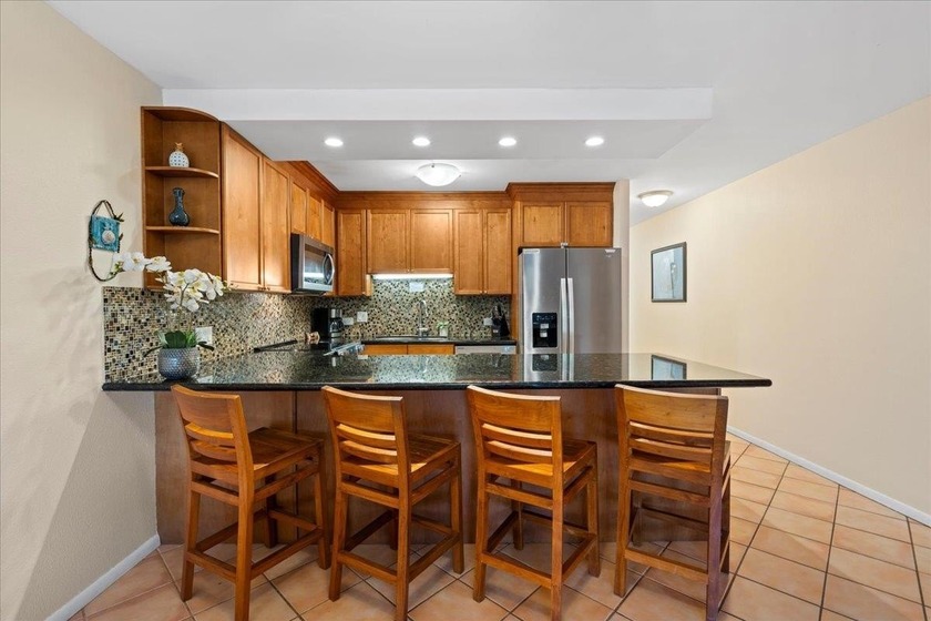 **SELLER FINANCING AVAILABLE** Amazing opportunity to own a unit - Beach Condo for sale in Kihei, Hawaii on Beachhouse.com