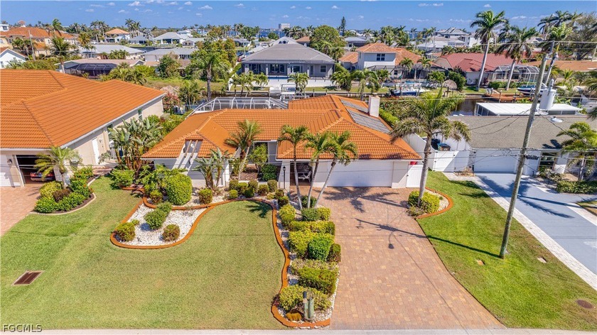 Welcome to your waterfront dream in the heart of Cape Coral - Beach Home for sale in Cape Coral, Florida on Beachhouse.com