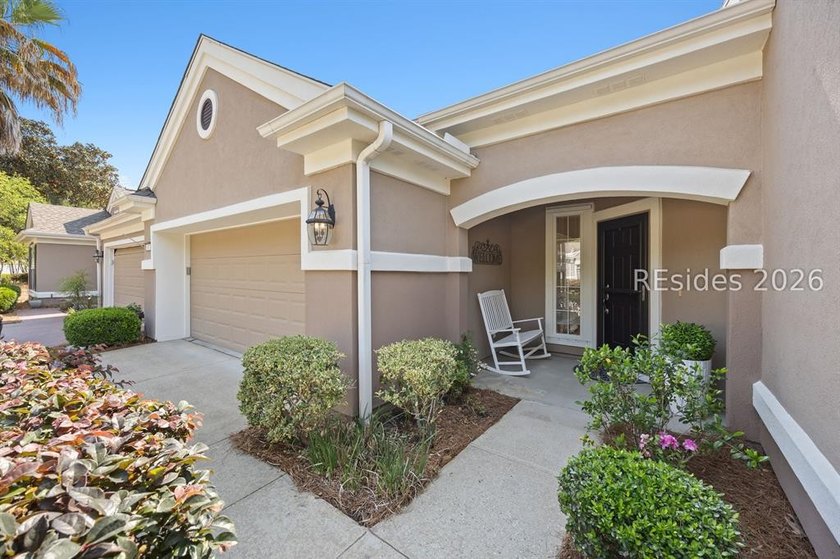 UNFURNISHED OR TOTALLY FURNISHED, your choice! The furnishings - Beach Home for sale in Bluffton, South Carolina on Beachhouse.com