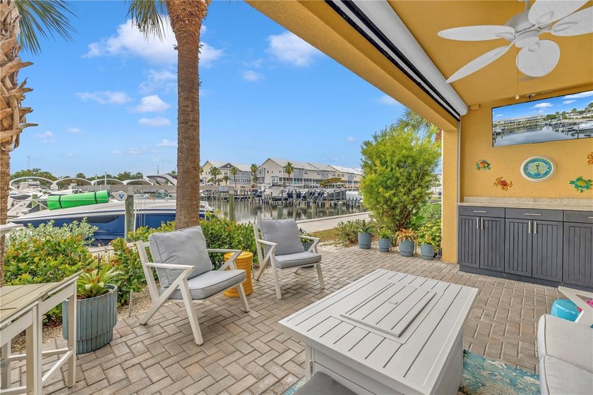 REFINED WATERFRONT LIVING in The Cove at Loggerhead Marina: - Beach Townhome/Townhouse for sale in St. Petersburg, Florida on Beachhouse.com