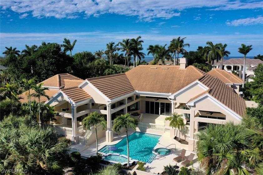 Long fairway and water views with supreme privacy and southern - Beach Home for sale in Sanibel, Florida on Beachhouse.com