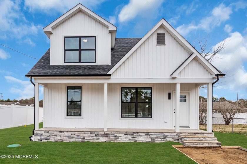Welcome to your perfect NEW construction home in the highly - Beach Home for sale in Toms River, New Jersey on Beachhouse.com