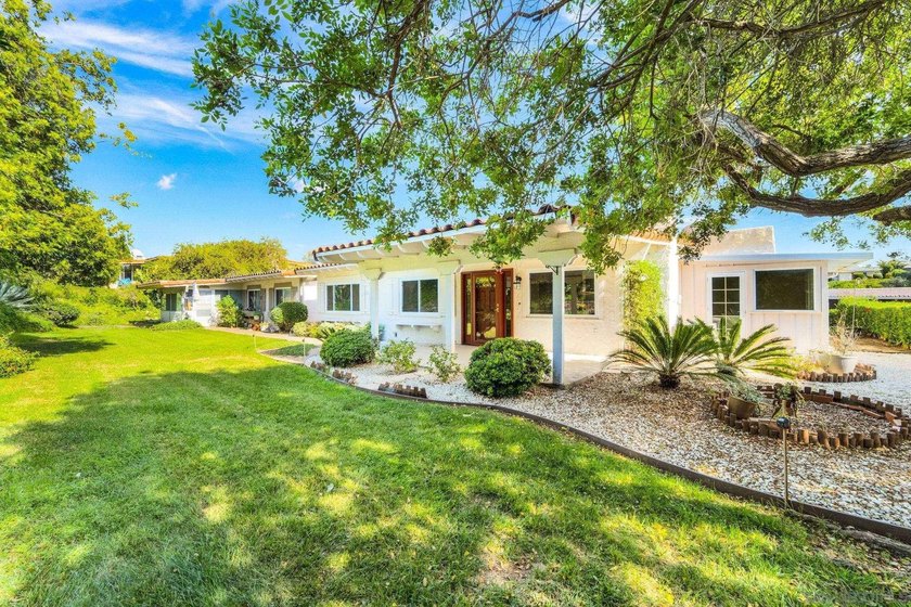 This charming total remodel with stunning fireplace is move in - Beach Condo for sale in San Diego, California on Beachhouse.com