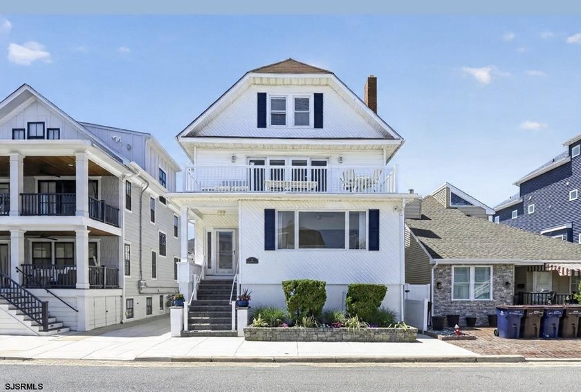 There hasn't been anything like this value in this prime - Beach Home for sale in Ventnor, New Jersey on Beachhouse.com