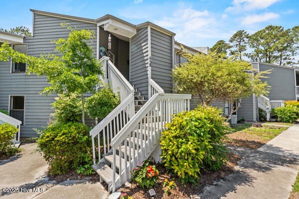 Turnkey Short-Term Rental with Golf & Pond Views - Renovated - Beach Condo for sale in Hampstead, North Carolina on Beachhouse.com