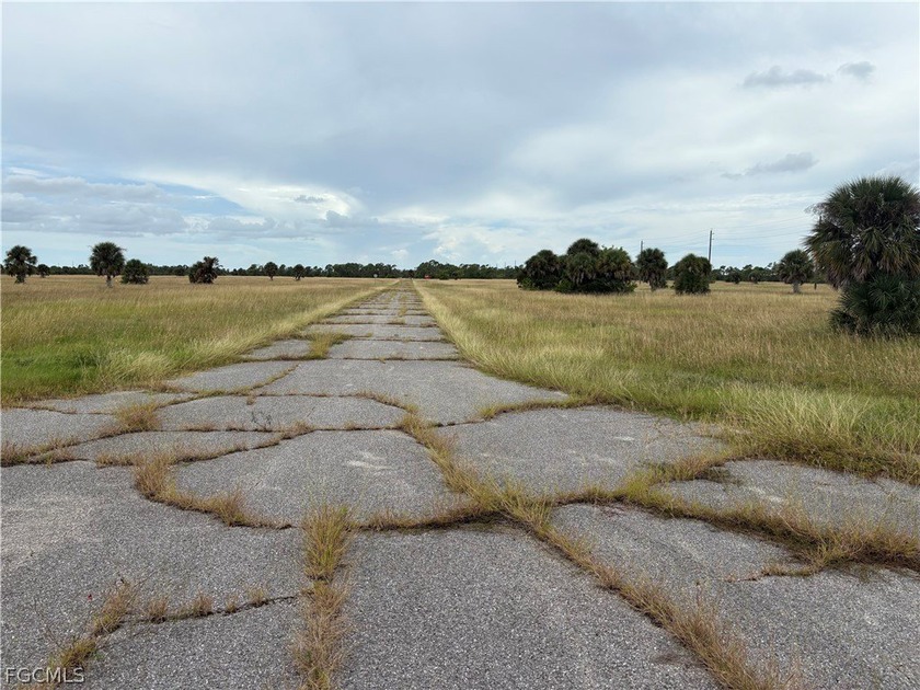 Build your dream home on this spacious residential lot in the - Beach Lot for sale in Placida, Florida on Beachhouse.com