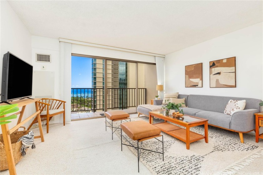 Welcome to your own piece of paradise in the heart of Waikiki! - Beach Condo for sale in Honolulu, Hawaii on Beachhouse.com