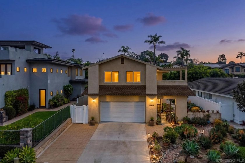 Welcome to 13933 Recuerdo Drive in the highly sought-after Del - Beach Home for sale in Del Mar, California on Beachhouse.com