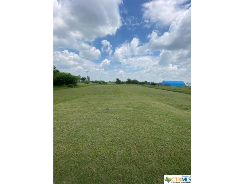 Two open interior lots located on W. Broadway Avenue, walking - Beach Lot for sale in Seadrift, Texas on Beachhouse.com