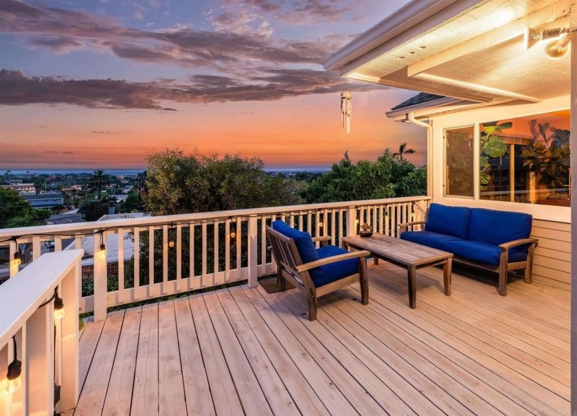 Breathtaking 180-degree ocean views in Leucadia! Situated west - Beach Townhome/Townhouse for sale in Encinitas, California on Beachhouse.com