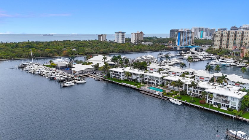 Penthouse corner w/ available boat dockage for up to a 38' boat! - Beach Condo for sale in Fort Lauderdale, Florida on Beachhouse.com