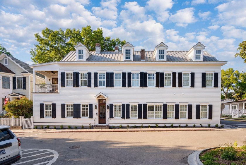 Tucked into the heart of the Old Village, this renovated - Beach Condo for sale in Mount Pleasant, South Carolina on Beachhouse.com
