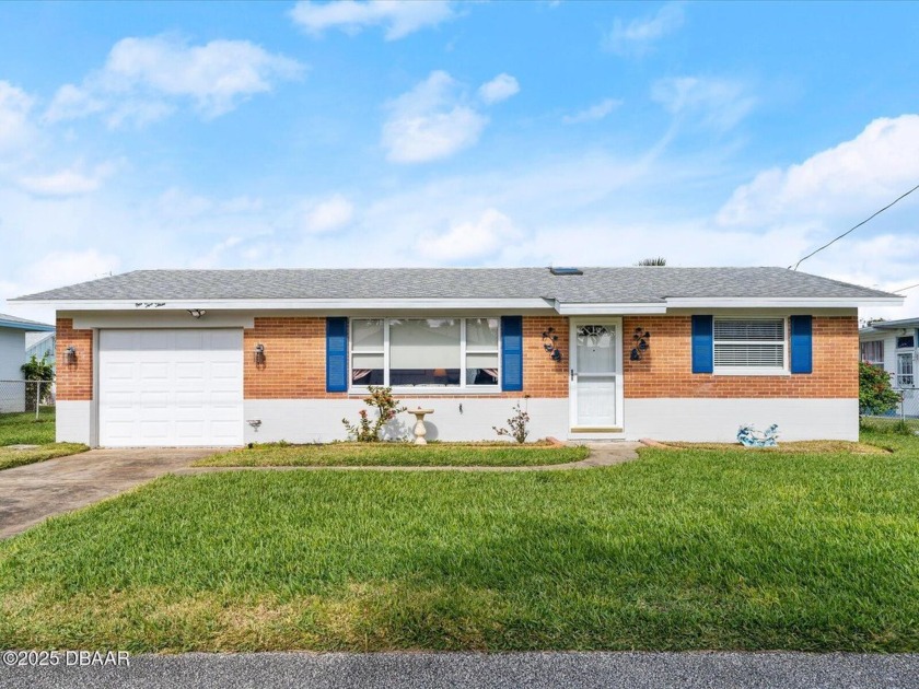 **Charming Beachside Retreat at 123 Lindley Rd, Daytona Beach - Beach Home for sale in Daytona Beach, Florida on Beachhouse.com