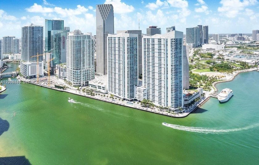 Incredible water views from this tastefully furnished studio in - Beach Condo for sale in Miami, Florida on Beachhouse.com