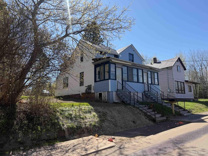 Investment opportunity in the heart of Ironwood! This well - Beach Home for sale in Ironwood, Michigan on Beachhouse.com