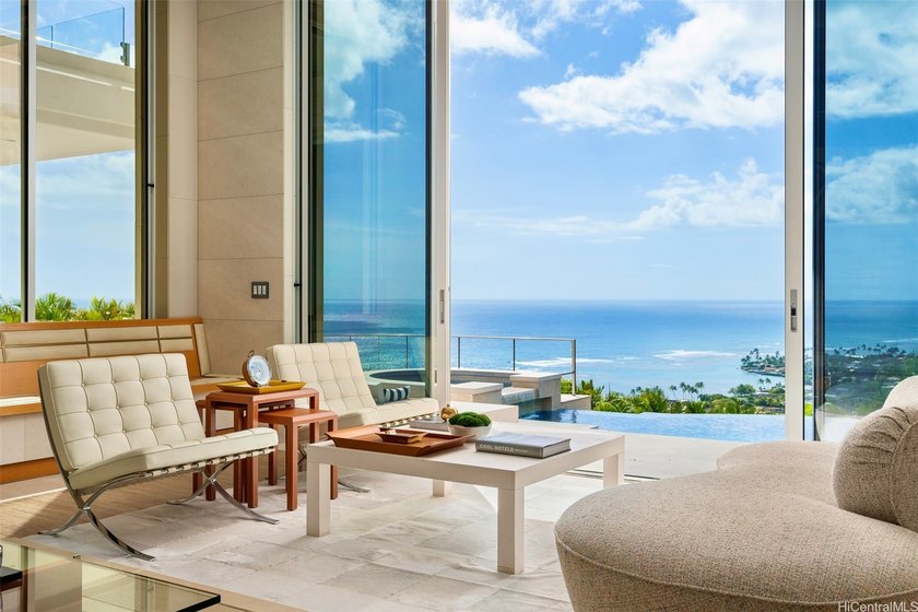 Situated on one of the most desired lots in Hawaii Loa Ridge - Beach Home for sale in Honolulu, Hawaii on Beachhouse.com