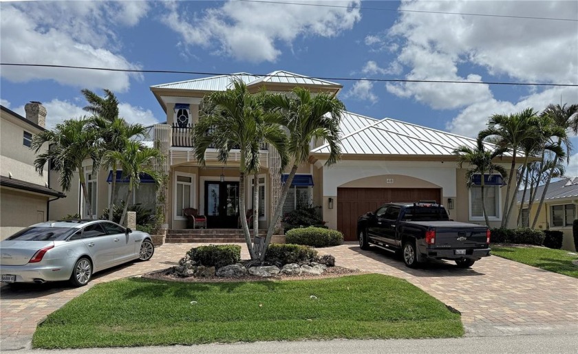 STUNNING WATERFRONT 3 Bedroom, Plus Loft/Bonus Room, 3.5 - Beach Home for sale in Punta Gorda, Florida on Beachhouse.com