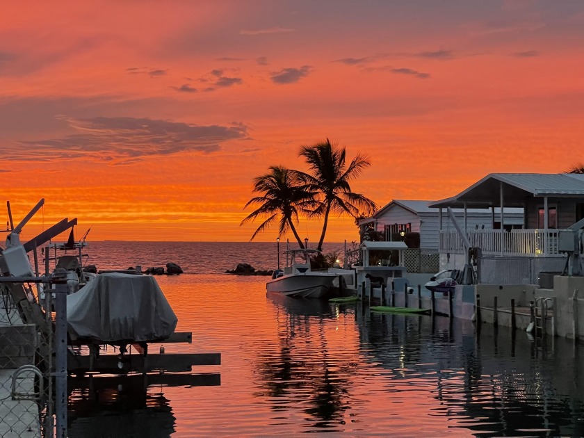 BEAUTIFUL BAYFRONT SUNSETS!!!Welcome to this stunning waterfront - Beach Home for sale in Key Largo, Florida on Beachhouse.com