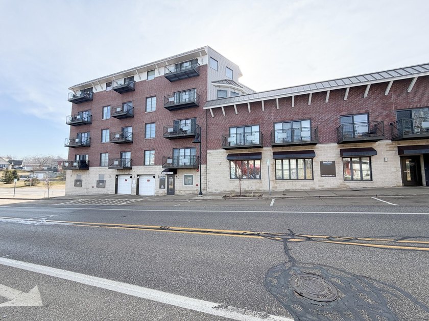 Experience the ease of condo living just steps from everything - Beach Condo for sale in South Haven, Michigan on Beachhouse.com