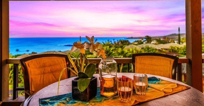 This is the one you have been waiting for! Spectacular panoramic - Beach Condo for sale in Lahaina, Hawaii on Beachhouse.com