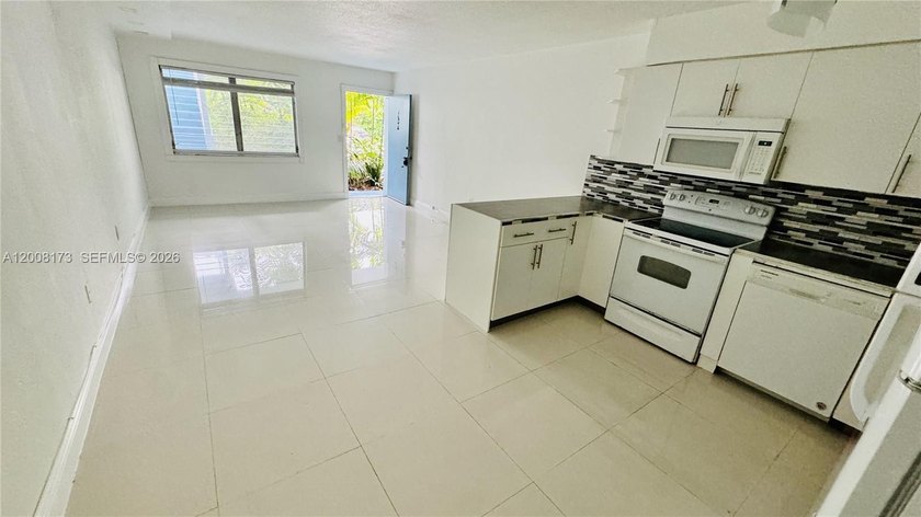 Welcome to the Golden Key Condominium in the heart of Bay Harbor - Beach Condo for sale in Bay Harbor Islands, Florida on Beachhouse.com