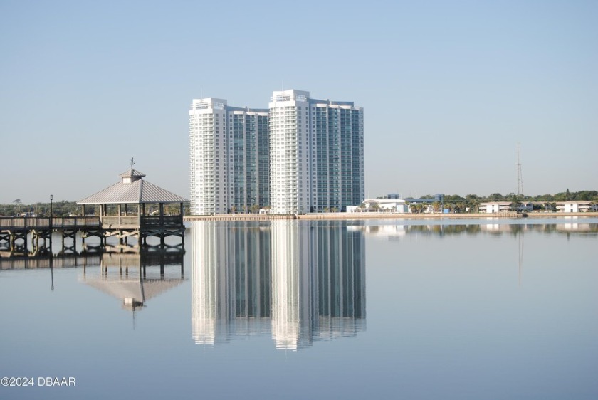 LOCATED ON THE SOUTHEAST 14TH FLOOR, YOU'LL ENJOY BEAUTIFUL CITY - Beach Condo for sale in Holly Hill, Florida on Beachhouse.com