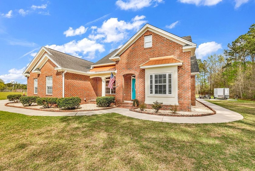 Spacious 4BR/3BAth all-brick ranch situated on a private 1 - Beach Home for sale in Longs, South Carolina on Beachhouse.com
