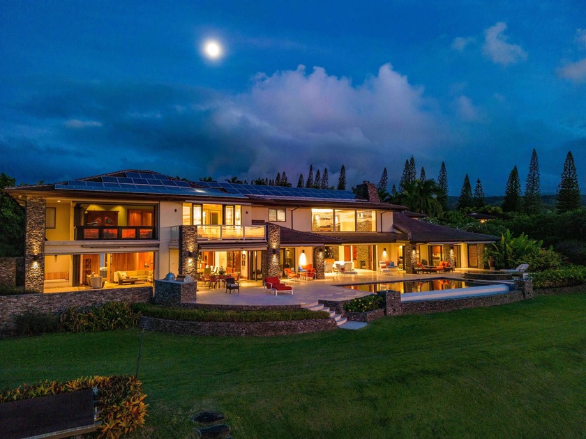 This stunning 8,252 sq ft residence with expansive ocean views - Beach Home for sale in Lahaina, Hawaii on Beachhouse.com