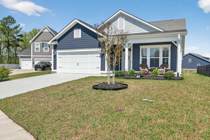 Beautifully appointed and upgraded residence with an open floor - Beach Home for sale in Myrtle Beach, South Carolina on Beachhouse.com