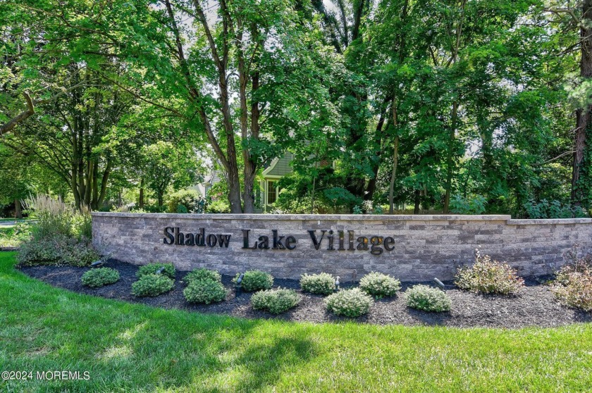 Welcome to Shadow Lake Village in beautiful Middletown, NJ. This - Beach Home for sale in Red Bank, New Jersey on Beachhouse.com