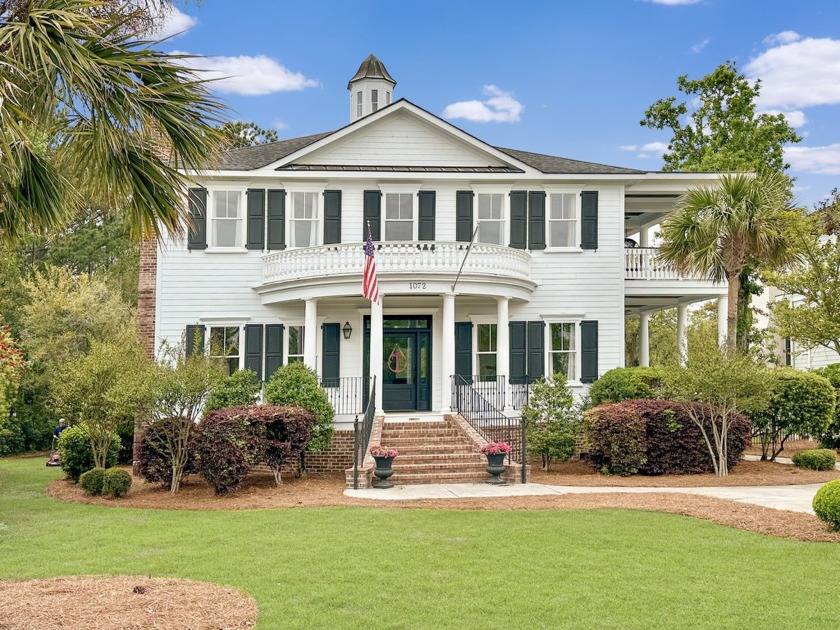 Looking for that Historic Charleston feel? This magnificent home - Beach Home for sale in Charleston, South Carolina on Beachhouse.com