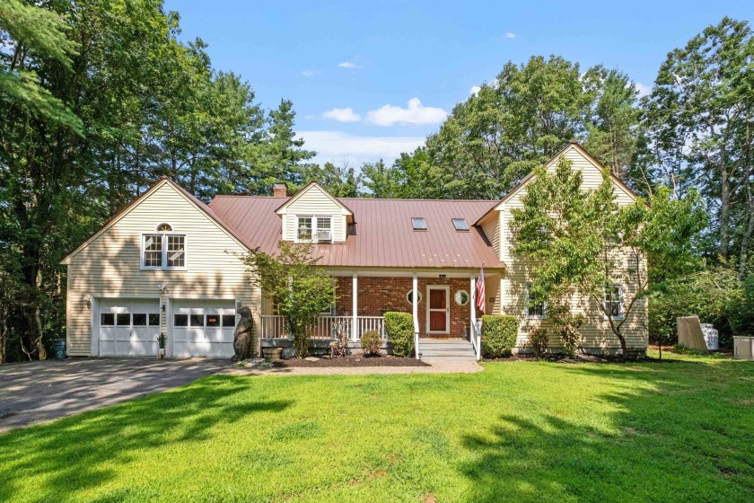 Beautifully designed dream home with unique architectural - Beach Home for sale in North Hampton, New Hampshire on Beachhouse.com