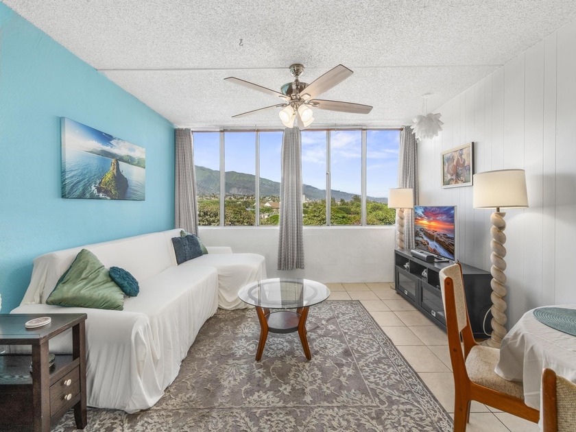 Rare top-floor unit at Harbor Lights! This 2-bedroom, 1-bath - Beach Condo for sale in Kahului, Hawaii on Beachhouse.com